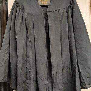 Bachelors Graduation Gown